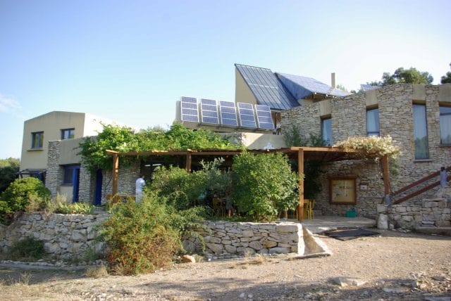 L’écogîte du Loubatas, Centre permanentd'initiation à la forêt provençale