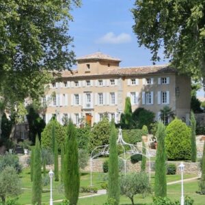 1420194596vue_du_Chateau Bleu Tomate