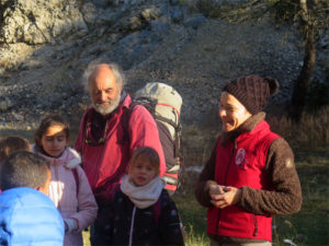 les agents du Parc du Luberon et les élèves