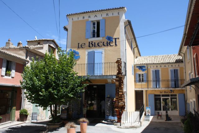 le Bleuet librairie à Banon