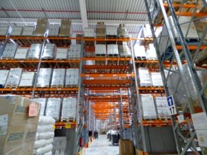 240 000 mètres carrés de stockage Bleu Tomate le mag