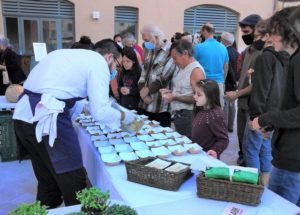 A Toulon, buffet de produits locaux 