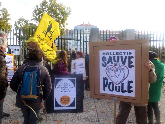 manif pour défendre les élevages de plein air