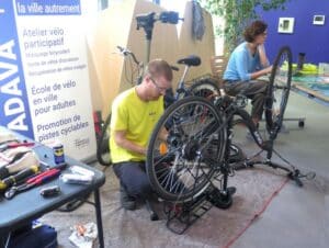 atelier de réparation de vélos à Venelles