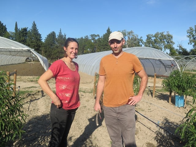 Domaine du Grab à Avignon, Chloé Gaspari chargée de mission et Maxime Jacquot ingénieur d'expérimentation