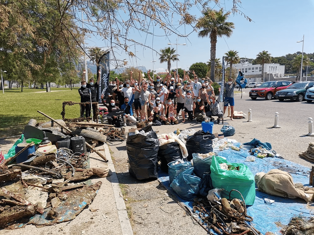 Ramassage citoyen dans le Var à Toulon Bleu Tomate