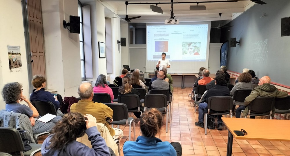 conférence à la Maison du Parc du Luberon à Apt