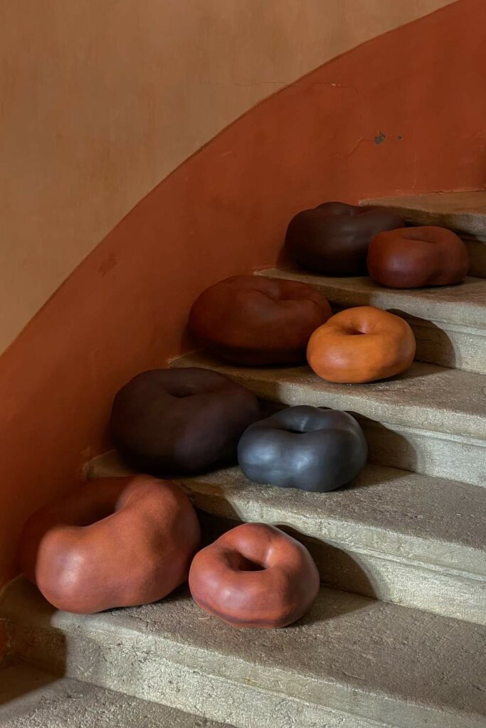 Itinéraire Art & Vin 2025 : Dracénie Bleu Tomate