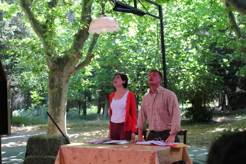 les deux comédiens sur scène au festival off Avignon 2025