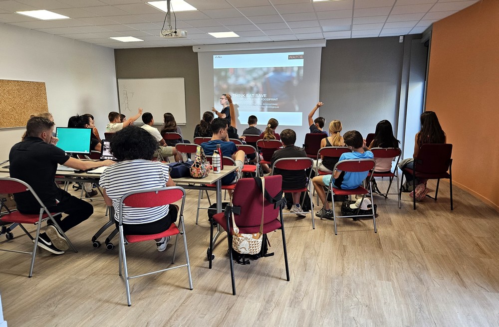 Ventoux : la chasse (au gaspi) est ouverte Bleu Tomate Atelier sur le gaspillage alimentaire au collège de Sault (84)