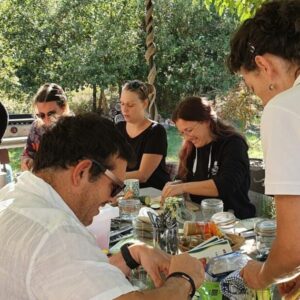 Les ateliers du Parc Naturel Régional du Verdon : En nature Simone !! Bleu Tomate Les ateliers du Parc Naturel Régional du Verdon : En nature Simone !! Bleu Tomate